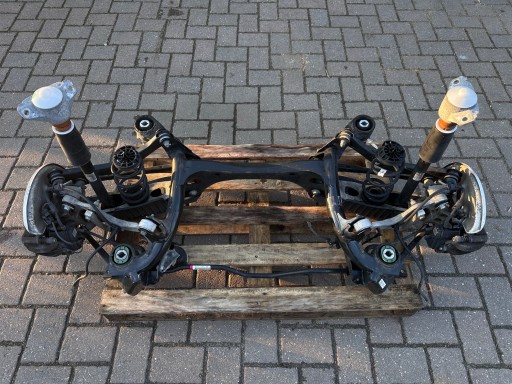 Audi A4 B9 A5 F5 8W Suspensie din spate Beam complet