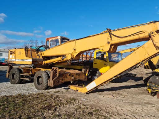 LIEBHERR 922 Litronic excavator pe roți pentru piese