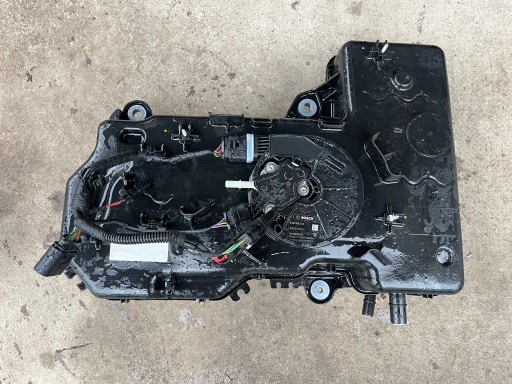 VOLKSWAGEN T6.1 REZERVOR LICHID ADBLUE 7E0131877K POMPA 2N0131969A