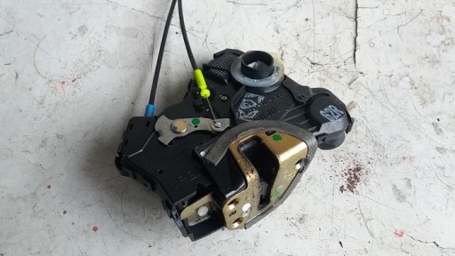 TOYOTA AVENSIS II T25 BLOCARE USI FATA DREAPTA 2 PIN