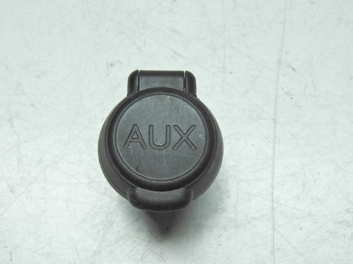 Citroen DS3 09-14 Socket de intrare Aux 9660998Xt