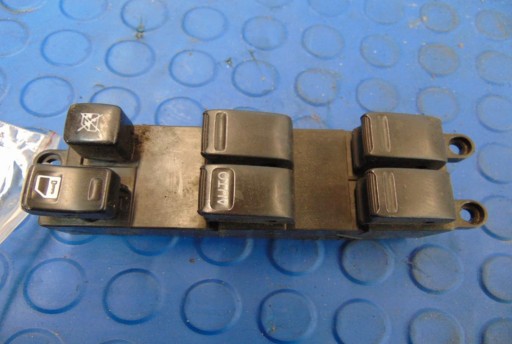 Nissan Almera N16 Lift 1.5DCI HB 5D Comutator de sticlă