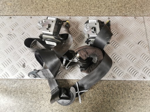 Doamnele din față stânga și dreapta Citroen DS5 98028118xx/98028119xx