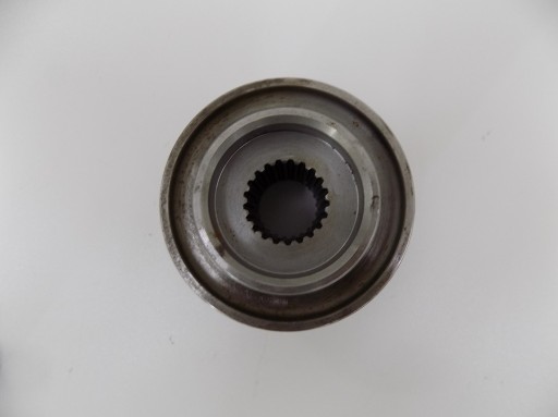 CNH HUB 84800125 CAZ 2050 2040 2030 NEW HOLLAND 720CG