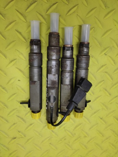 INJECTOR RENAULT SCENIC 1.9 DTI 0432193753/4