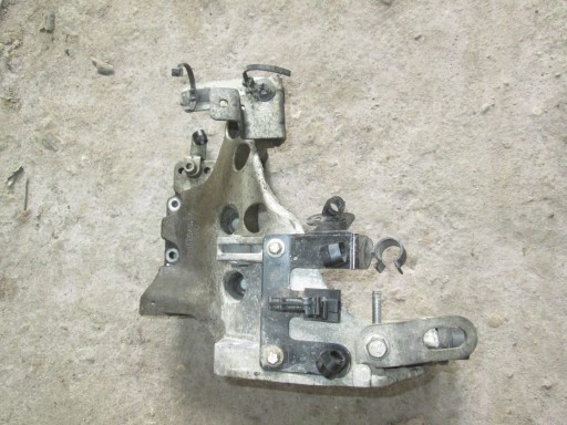 SUPORT POMPA INJECTIE ASTRA H 1.9 CDTI