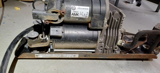 BMW E61 suspensie compresor nivo pump niwo set AMK 6777827