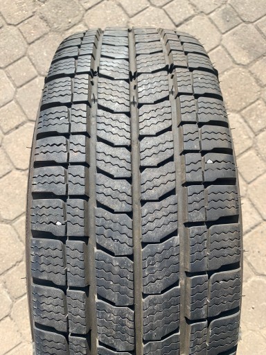 1buc BFGoodrich Activan Winter 215/65/15 C 8.6mm