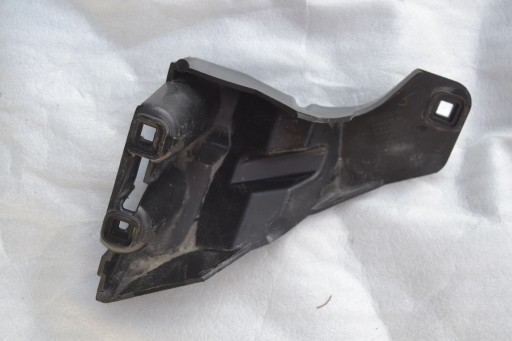 Suport bara de protecție Volvo V70 II dreapta spate 08693385