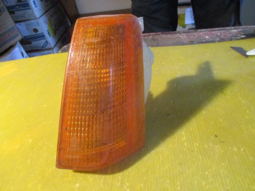4393/9 LAMPĂ DE SEMNALIZARE LĂ FAŢĂ OPEL RECORD E 77-86 42663R6