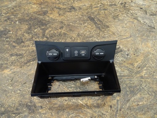 Staching Stock Lightle USB Aux Hyundai Tucson III Lift