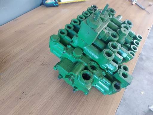 BLOC DISTRIBUITOR HIDRAULIC JOHN DEERE 1450 WTS