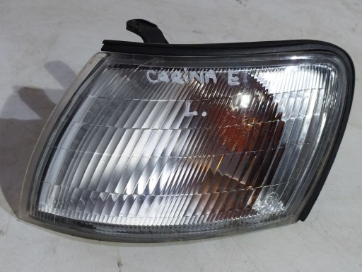 Toyota Carina E semnalizator la stânga