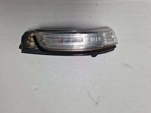 Avensis T27 - indicator oglinda dreapta