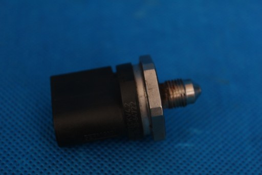 AUDI A3 8V LIFT SENSOR PRESIUNE CARBURANT 2016R 06J906051F