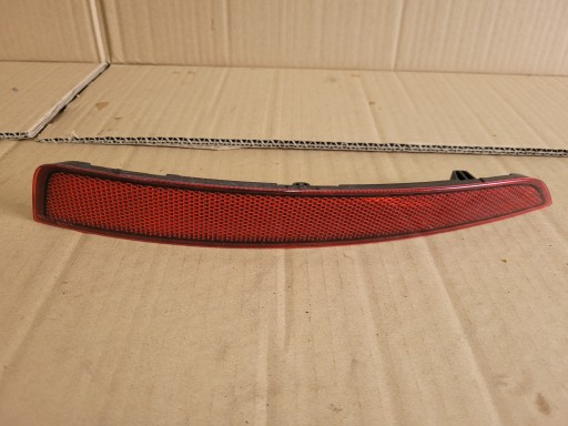 REFLECTOR BARĂ HAITĂ DREAPTA SPATE SKODA FABIA III 6V6945106