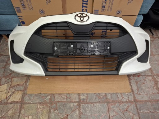 Front Bumper Front Toyota Yaris IV 20-25 R Varșovia - Koło - Poznań