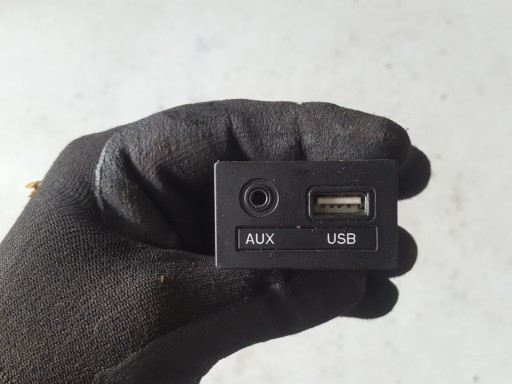 HYUNDAI I40 LIFT 15-18 ani PRISA AUX USB