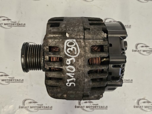 Trafic Vivaro PrimaStar 2.0 DCI M9R782 114KM Alternator 8200404459