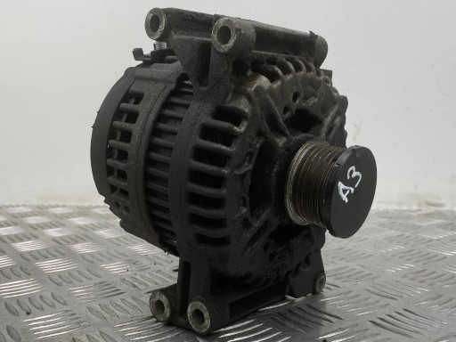 Mercedes-Benz W204 W211 2.2 CDI OM 646 ALTERNATOR A0131549002