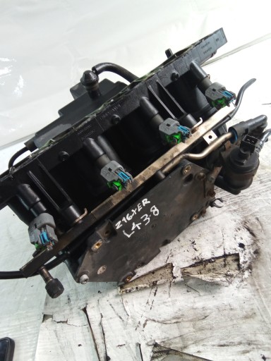 L438 COLECTOR INDUCTIE OPEL ASTRA H 1.6 Z16XER 55559368