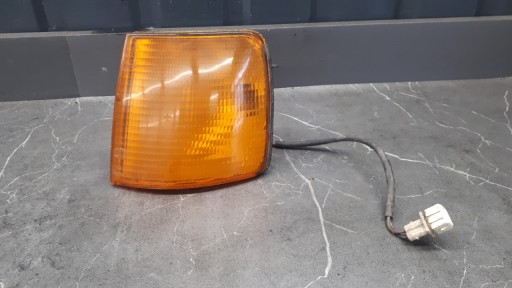 357953049 semnalizare stanga VW Passat B3 92
