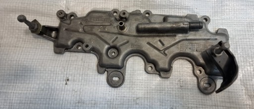Capacul este acoperit cu Renault Espace III IV 2.0 16V Turbo 8200260767 Valve de supapă