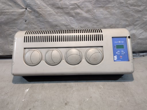 Panou aer conditionat parcare Volvo 20290787
