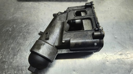 BMW 2.0 D N47 Carcasă cu filtru de ulei 7797392