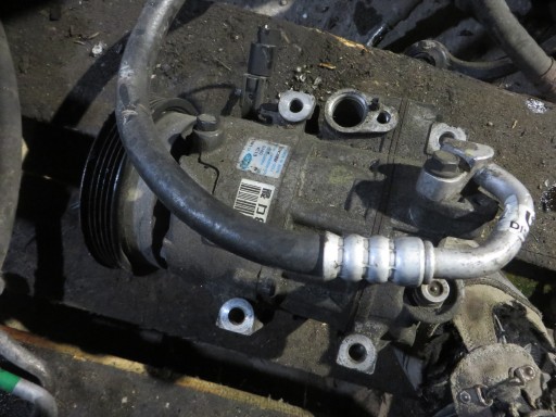 SPRĘŻARKA KLIMATYZACJI HYUNDAI I30 1.6 CRDI F500-AN8CA03 (X)