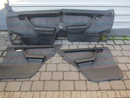 2 MERCEDES W202 93-97 TAPIERIU USI BACON 4BUC CULOARE NEGRU