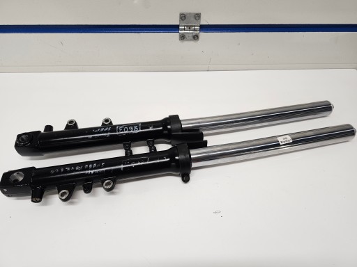 Triumph Speed ​​​​Four 600 are suspensie laggy
