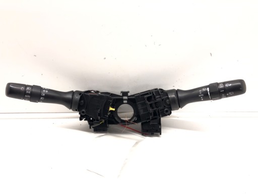 COMBUTATOR COMBINAT TOYOTA AVENSIS T27 173832 09-18 COMUTATOR