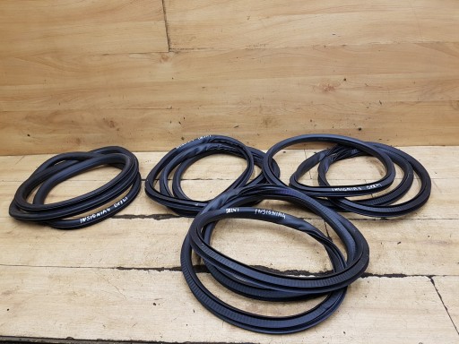 SET GARNITORI USI 4BUC OPEL INSIGNIA A