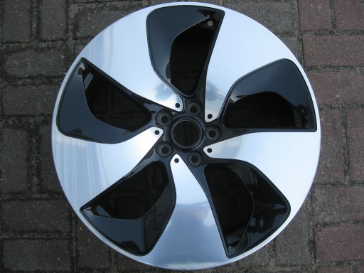 JANTE BMW i8 "20", DREAPTA