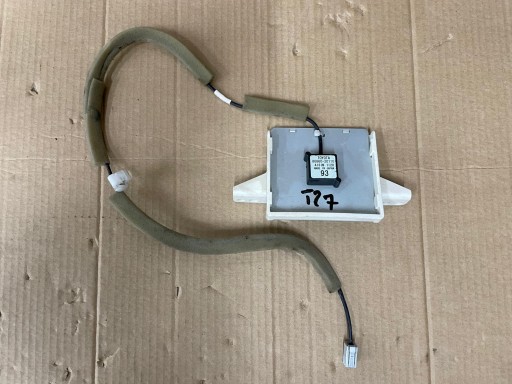 TOYOTA AVENSIS III T27 ANTENA GPS 86860-20110