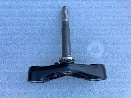 Tija de scaun pentru raft inferior Yamaha YZF R125 2014-22 MT 125 2014-24