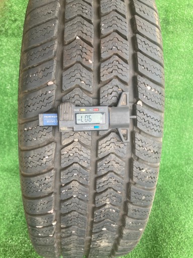 Semperit Van-Grip 2 205/65R16C 107/105 T aderență pentru zăpadă (3PMSF)