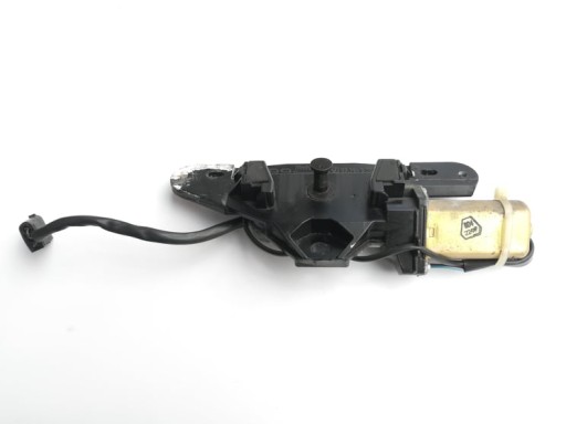 Inchidere capac portbagaj BMW E39 8362371
