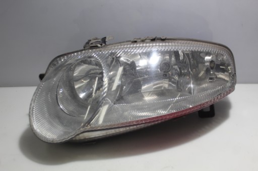 LAMPA STANGA FATA ALFA ROMEO 147