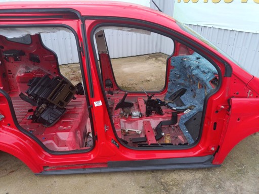Ford Tourneo Curier Quarter Prag