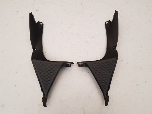 Sala de umplere a bolului din stânga dreapta Yamaha YZF 125 R 2008-2018 COVER 08-