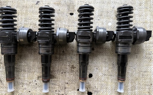 Injectoare de pompe Injecție 038130073BH 1.9TDI Audi A4 B7 BKE