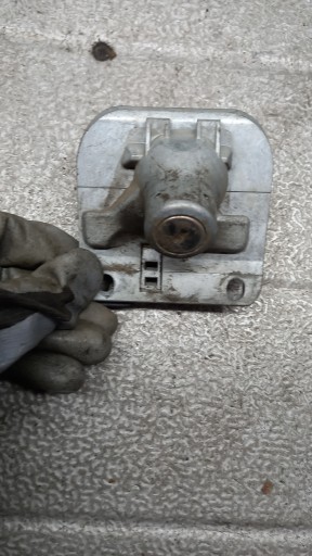 BLOCARE ROBINET VOLVO S60