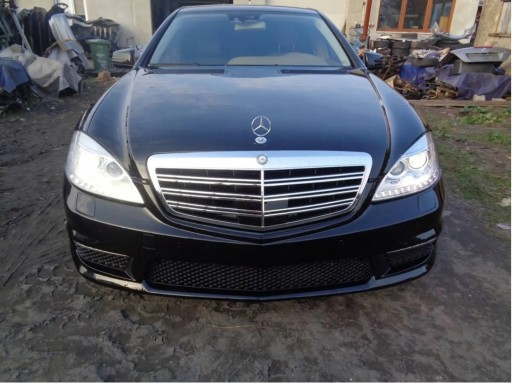 Mercedes-Benz S W221 2005 Seturi de piese caroserie