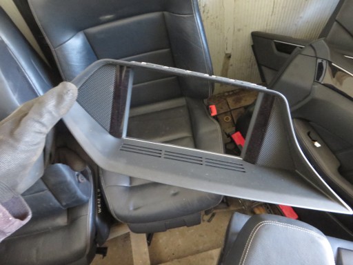 CADRU DE AFIȘARE Mercedes W212 A2126801436 (X)
