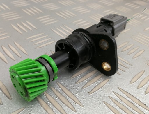 Senzor de viteză vehicul TR0100 în cutie MAZDA 323 BJ F 1.5 1998-2003