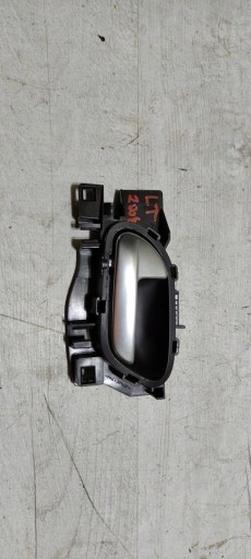 Mâner interior al ușii, stânga spate, Peugeot 2008 14