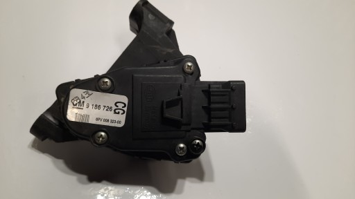 POTENTIOMETRUL GAZ OPEL VECTRA C 1.9 CDTI 9186726