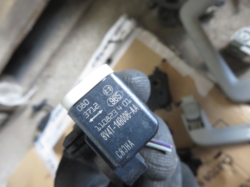 SENSOR DE IMPACT FORD 8V4T-14B006-AA (X)